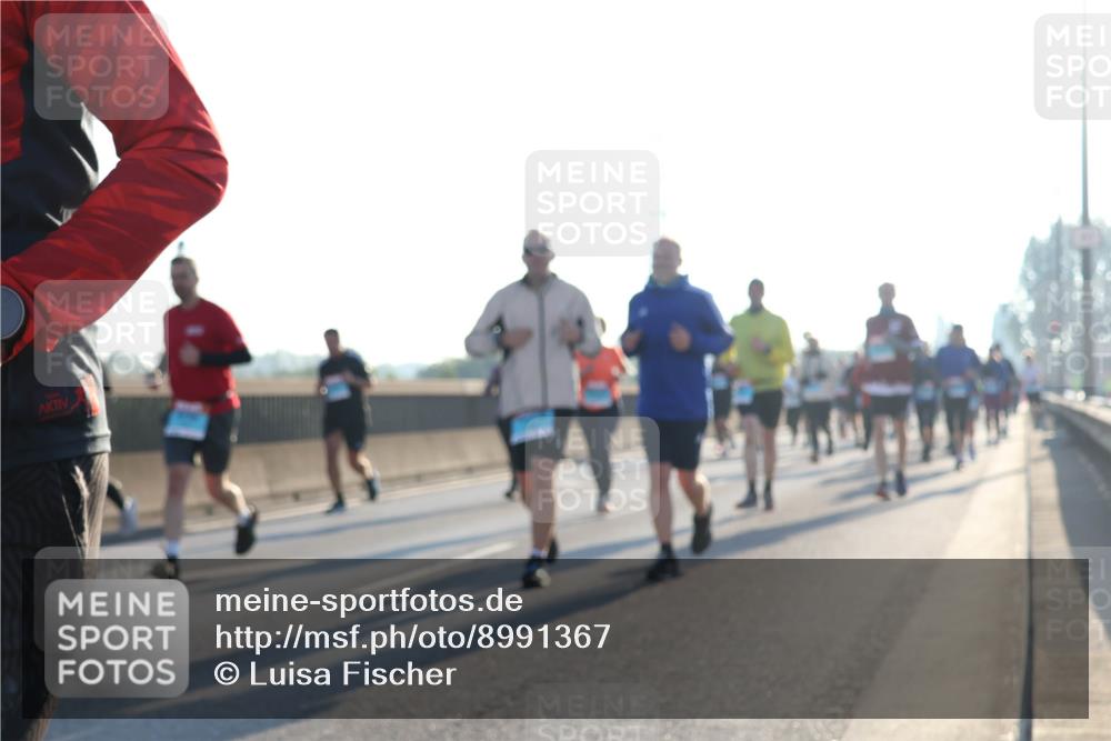 03.10.2025 - Köhlbrandbrückenlauf Luisa Fischer http://msf.ph/oto/8991367 03.10.2025 10:16:16 Position 3  meine-sportfotos.de