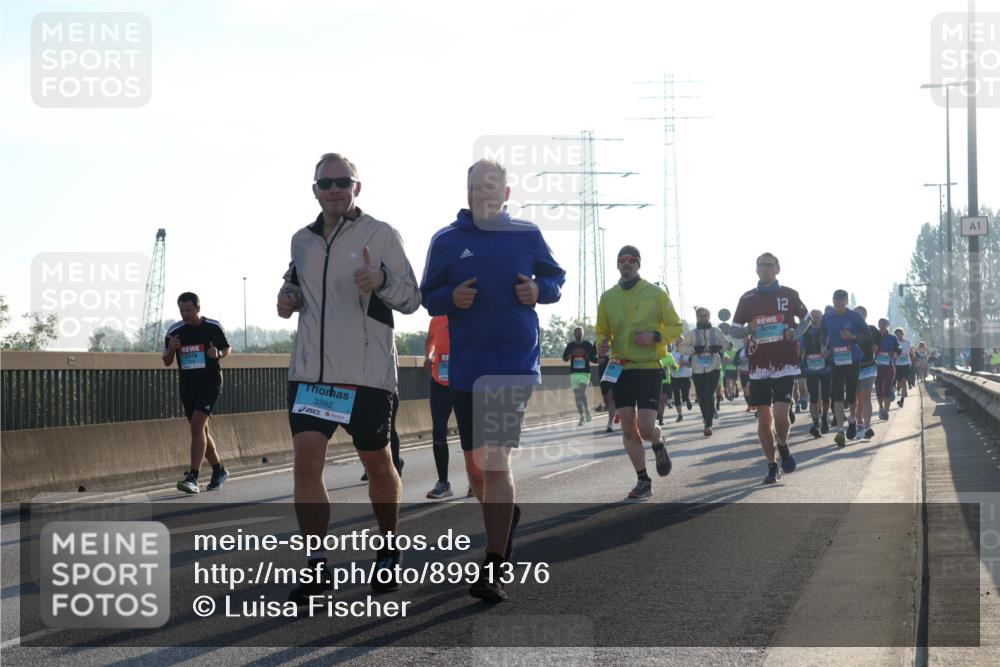 03.10.2025 - Köhlbrandbrückenlauf Luisa Fischer http://msf.ph/oto/8991376 03.10.2025 10:16:17 Position 3 3392, 12, 1 meine-sportfotos.de