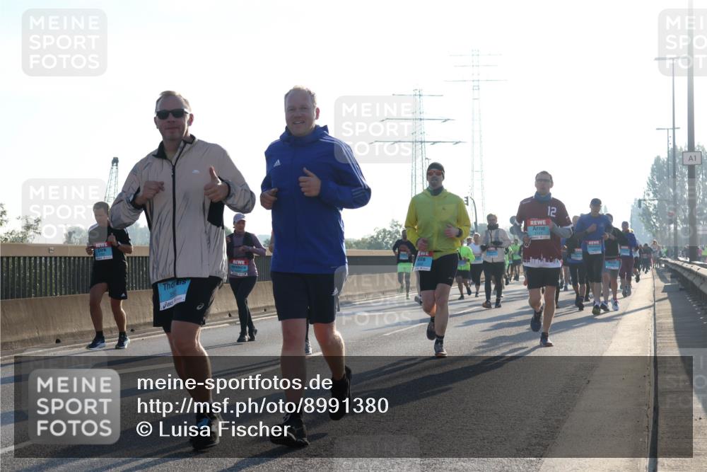 03.10.2025 - Köhlbrandbrückenlauf Luisa Fischer http://msf.ph/oto/8991380 03.10.2025 10:16:17 Position 3 12, 1 meine-sportfotos.de