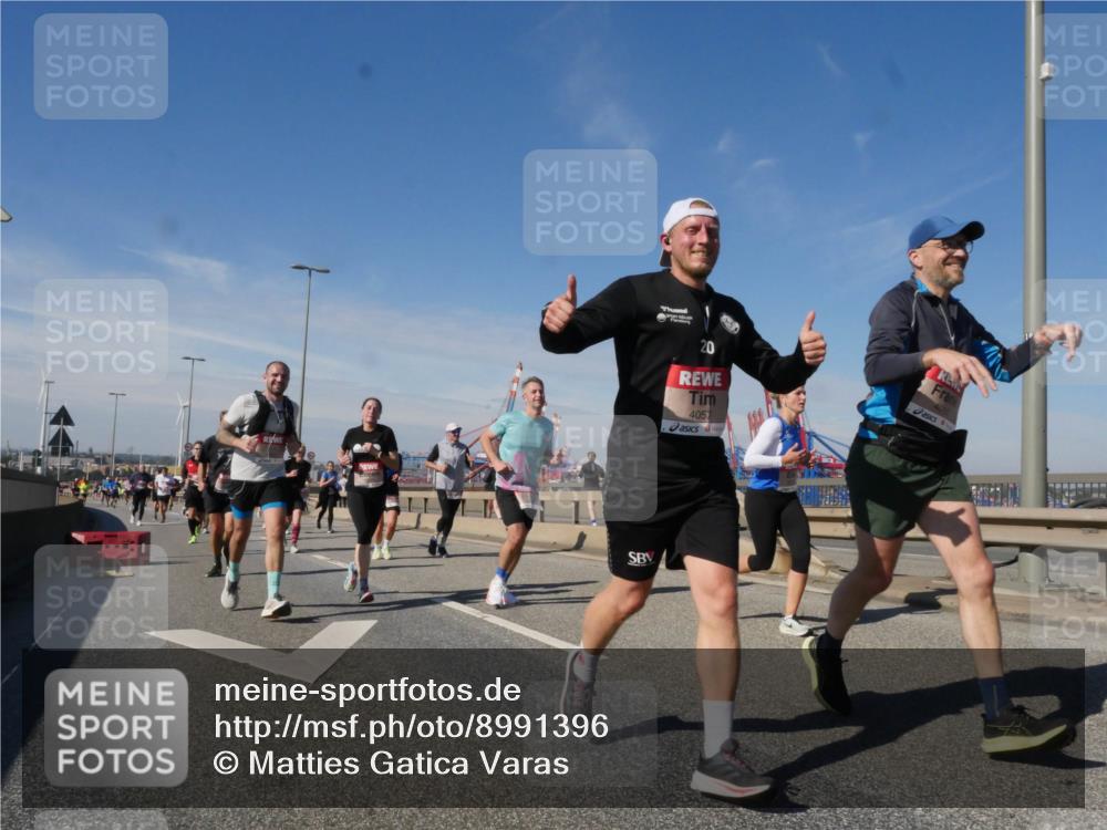 03.10.2025 - Köhlbrandbrückenlauf Matties Gatica Varas http://msf.ph/oto/8991396 03.10.2025 12:42:21 Position 2 20, 4057 meine-sportfotos.de