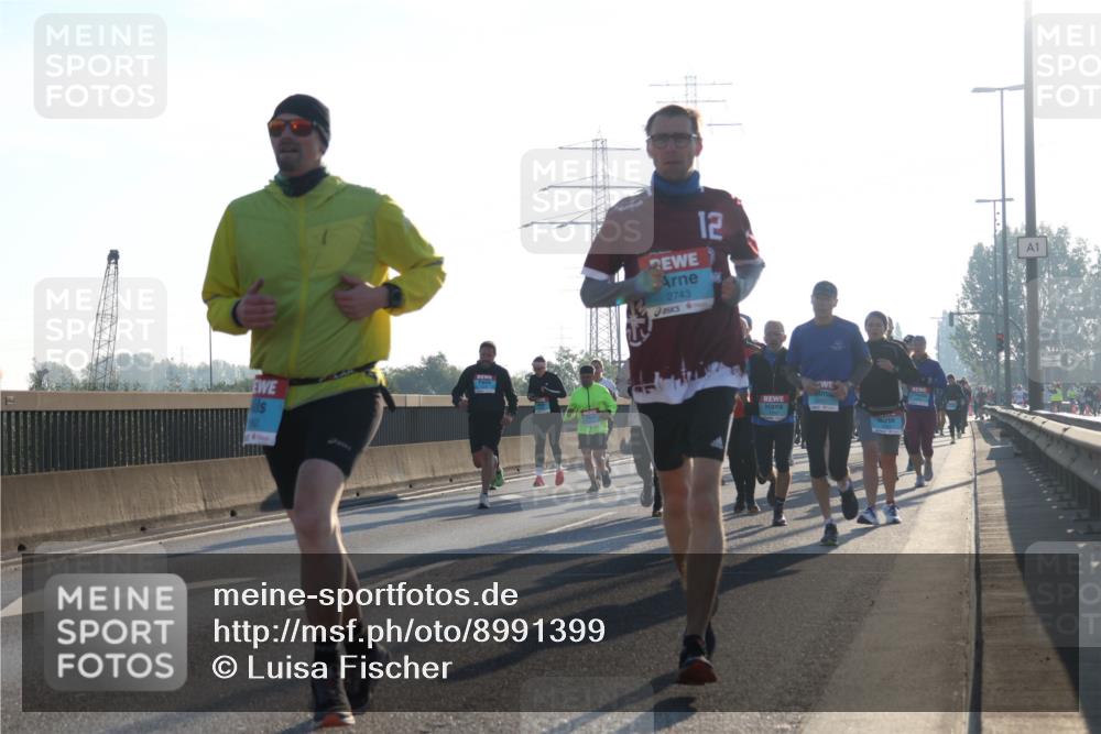 03.10.2025 - Köhlbrandbrückenlauf Luisa Fischer http://msf.ph/oto/8991399 03.10.2025 10:16:19 Position 3 2743, 12, 1 meine-sportfotos.de