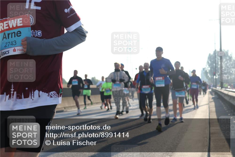 03.10.2025 - Köhlbrandbrückenlauf Luisa Fischer http://msf.ph/oto/8991414 03.10.2025 10:16:20 Position 3 2743 meine-sportfotos.de