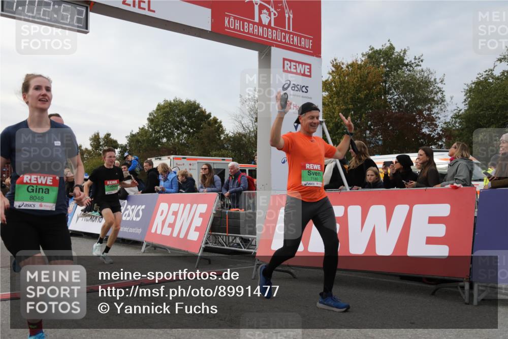 03.10.2025 - Köhlbrandbrückenlauf Yannick Fuchs http://msf.ph/oto/8991477 03.10.2025 16:02:50 Ziel 7099, 7180, 7277, 7278, 7386, 8048, 9511, 9595, 9670 meine-sportfotos.de