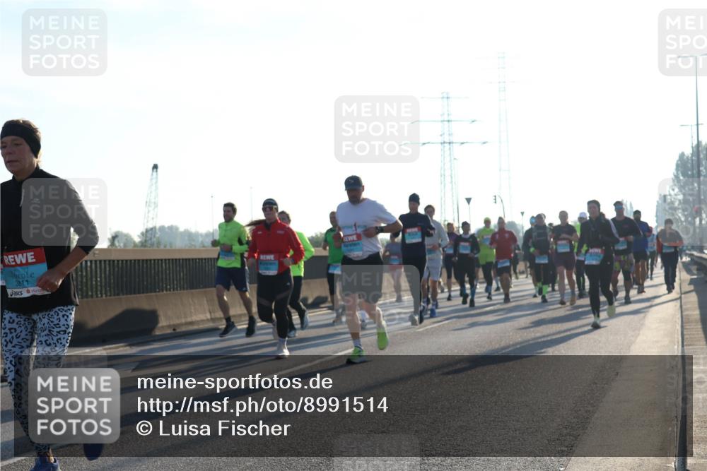 03.10.2025 - Köhlbrandbrückenlauf Luisa Fischer http://msf.ph/oto/8991514 03.10.2025 10:16:29 Position 3 3811 meine-sportfotos.de