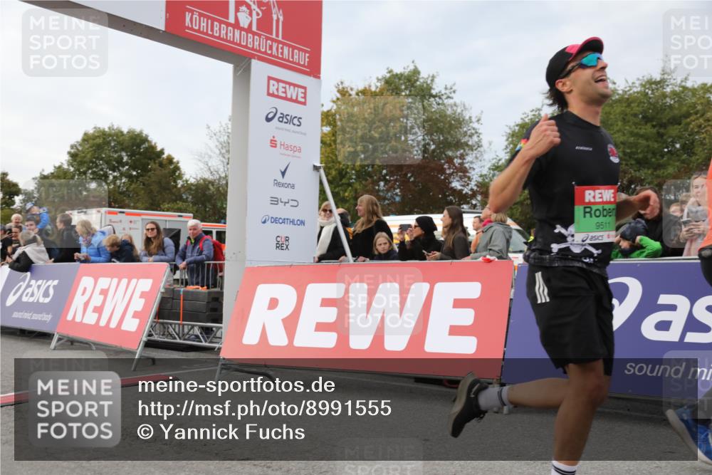 03.10.2025 - Köhlbrandbrückenlauf Yannick Fuchs http://msf.ph/oto/8991555 03.10.2025 16:02:52 Ziel 7099, 7180, 7277, 7278, 7386, 7923, 8048, 9023, 9511 meine-sportfotos.de