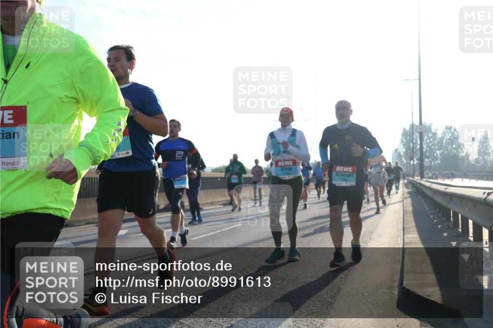 03.10.2025 - Köhlbrandbrückenlauf Luisa Fischer http://msf.ph/oto/8991613 03.10.2025 10:16:39 Position 3  meine-sportfotos.de