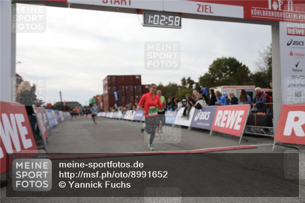 03.10.2025 - Köhlbrandbrückenlauf Yannick Fuchs http://msf.ph/oto/8991652 03.10.2025 16:02:56 Ziel 7125, 7278, 7386, 7673, 7923, 9023, 9619 meine-sportfotos.de