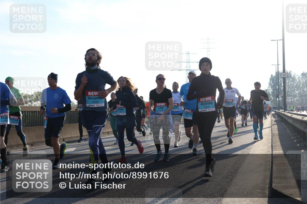 03.10.2025 - Köhlbrandbrückenlauf Luisa Fischer http://msf.ph/oto/8991676 03.10.2025 10:16:46 Position 3 2729, 1508, 3409, 1331, 1 meine-sportfotos.de