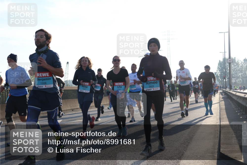 03.10.2025 - Köhlbrandbrückenlauf Luisa Fischer http://msf.ph/oto/8991681 03.10.2025 10:16:46 Position 3 2015, 20, 1508, 1331, 1327, 3409, 3410, 1 meine-sportfotos.de