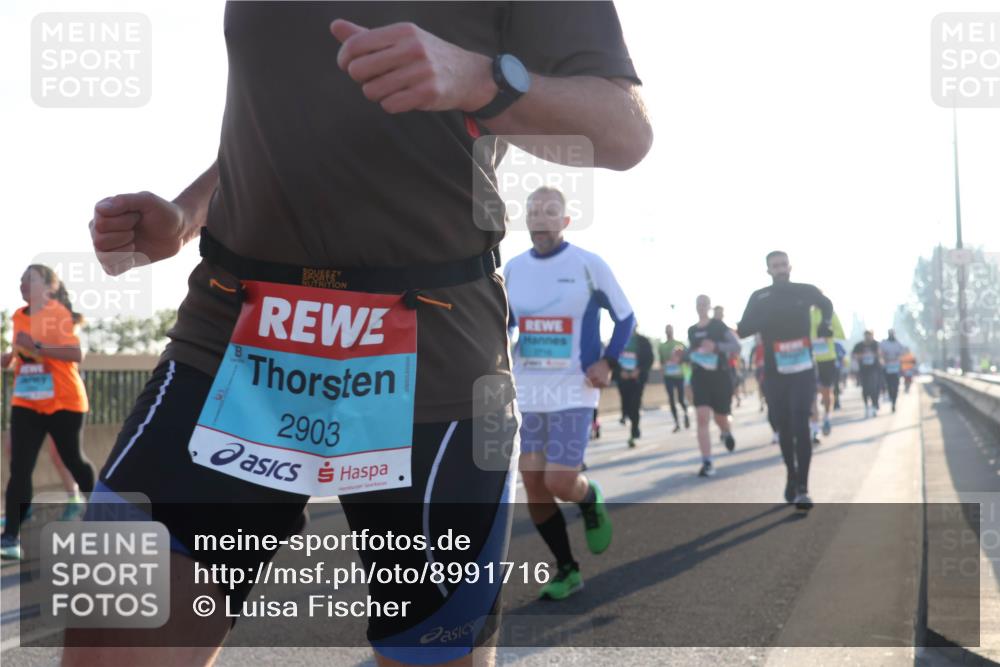 03.10.2025 - Köhlbrandbrückenlauf Luisa Fischer http://msf.ph/oto/8991716 03.10.2025 10:16:49 Position 3 2903 meine-sportfotos.de