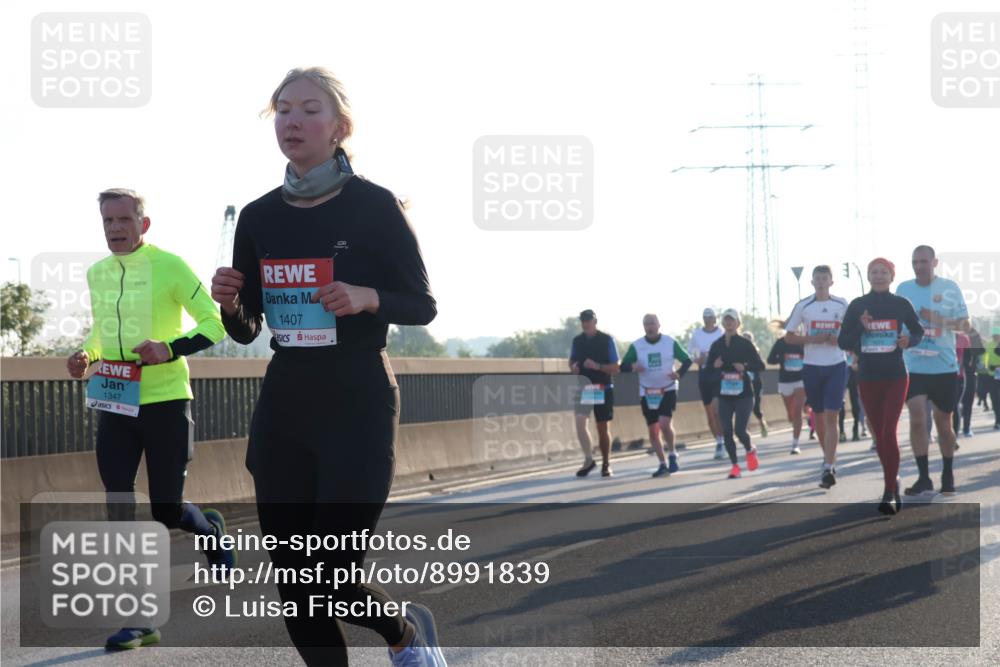 03.10.2025 - Köhlbrandbrückenlauf Luisa Fischer http://msf.ph/oto/8991839 03.10.2025 10:17:00 Position 3 1407, 1347 meine-sportfotos.de