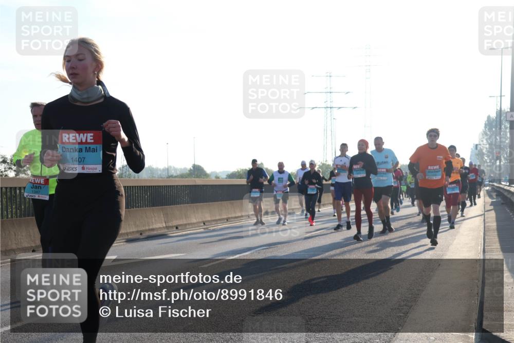 03.10.2025 - Köhlbrandbrückenlauf Luisa Fischer http://msf.ph/oto/8991846 03.10.2025 10:17:01 Position 3 1347, 1407 meine-sportfotos.de