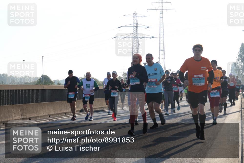 03.10.2025 - Köhlbrandbrückenlauf Luisa Fischer http://msf.ph/oto/8991853 03.10.2025 10:17:01 Position 3 1670, 42, 1430, 3128 meine-sportfotos.de