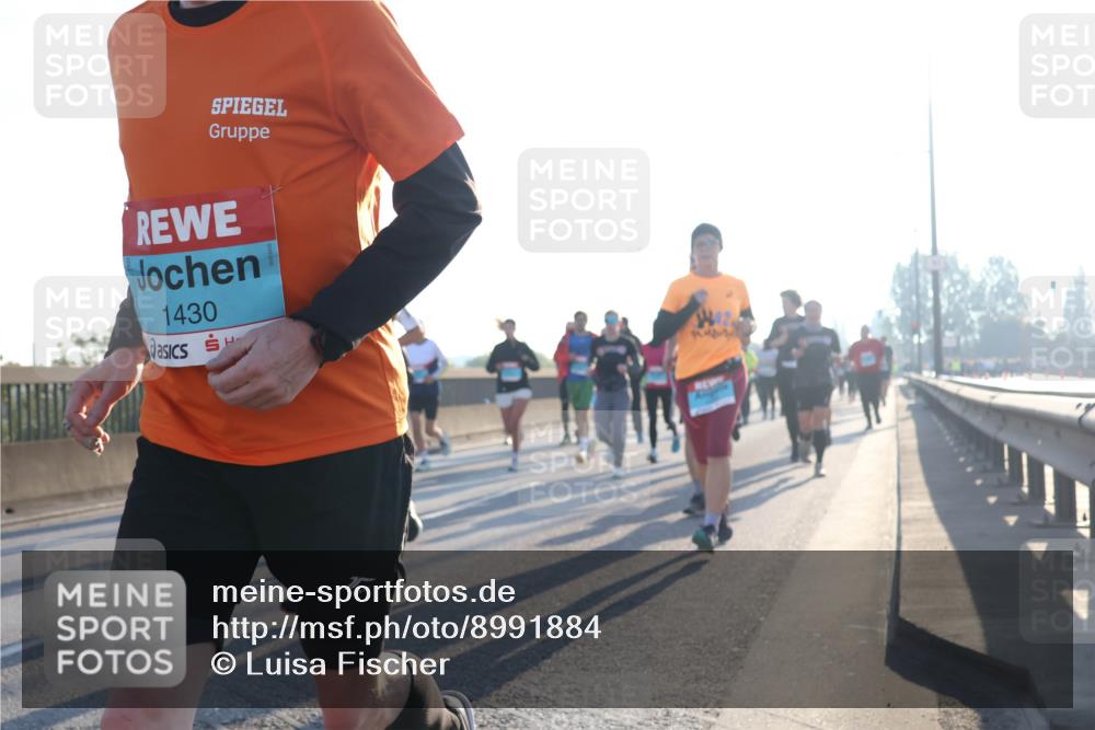03.10.2025 - Köhlbrandbrückenlauf Luisa Fischer http://msf.ph/oto/8991884 03.10.2025 10:17:04 Position 3 1430, 1442 meine-sportfotos.de