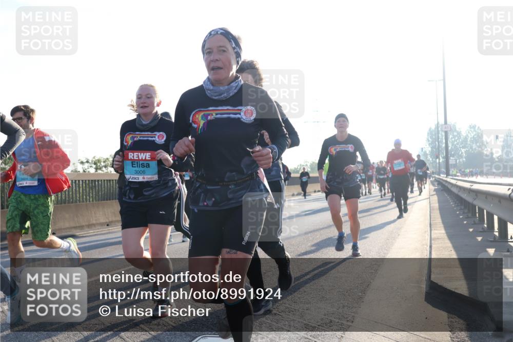 03.10.2025 - Köhlbrandbrückenlauf Luisa Fischer http://msf.ph/oto/8991924 03.10.2025 10:17:07 Position 3 3484, 3006 meine-sportfotos.de