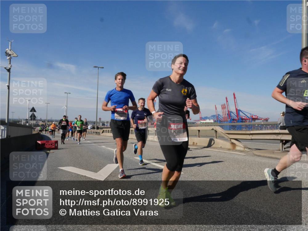 03.10.2025 - Köhlbrandbrückenlauf Matties Gatica Varas http://msf.ph/oto/8991925 03.10.2025 12:43:21 Position 2 5791 meine-sportfotos.de
