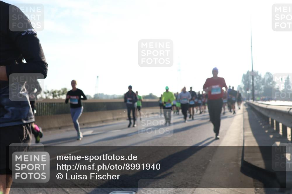 03.10.2025 - Köhlbrandbrückenlauf Luisa Fischer http://msf.ph/oto/8991940 03.10.2025 10:17:09 Position 3 2 meine-sportfotos.de