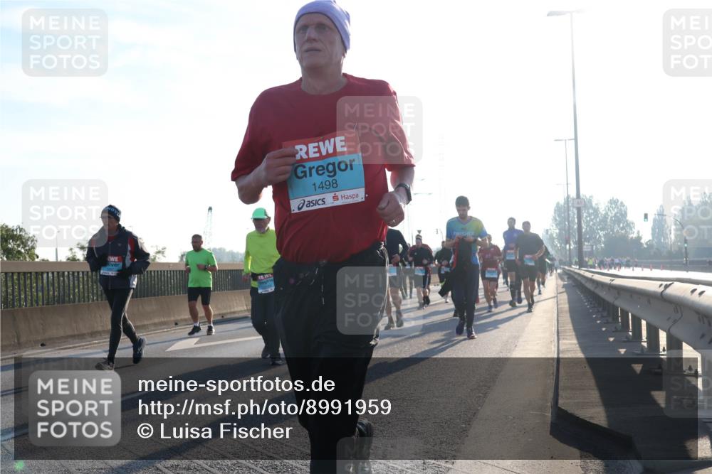 03.10.2025 - Köhlbrandbrückenlauf Luisa Fischer http://msf.ph/oto/8991959 03.10.2025 10:17:11 Position 3 1498 meine-sportfotos.de