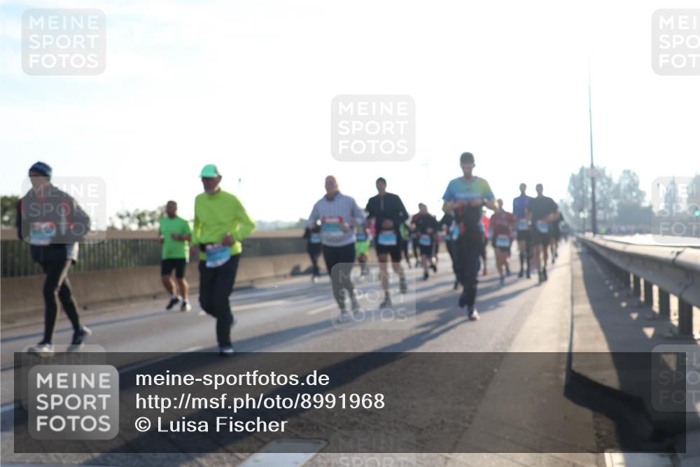 03.10.2025 - Köhlbrandbrückenlauf Luisa Fischer http://msf.ph/oto/8991968 03.10.2025 10:17:12 Position 3  meine-sportfotos.de