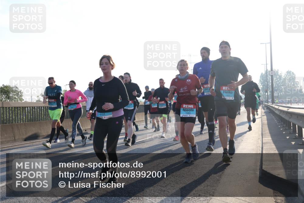 03.10.2025 - Köhlbrandbrückenlauf Luisa Fischer http://msf.ph/oto/8992001 03.10.2025 10:17:15 Position 3 2825, 3168, 1363, 1501 meine-sportfotos.de