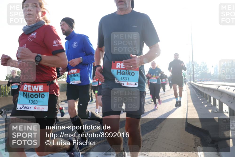 03.10.2025 - Köhlbrandbrückenlauf Luisa Fischer http://msf.ph/oto/8992016 03.10.2025 10:17:16 Position 3 1363, 1501 meine-sportfotos.de