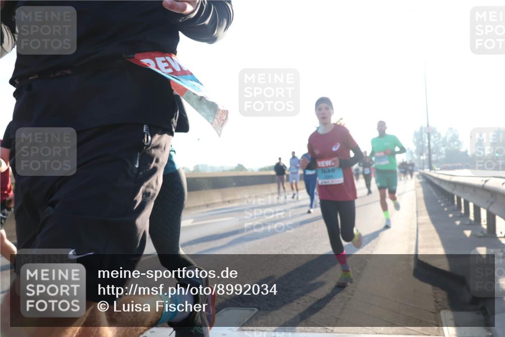 03.10.2025 - Köhlbrandbrückenlauf Luisa Fischer http://msf.ph/oto/8992034 03.10.2025 10:17:18 Position 3  meine-sportfotos.de