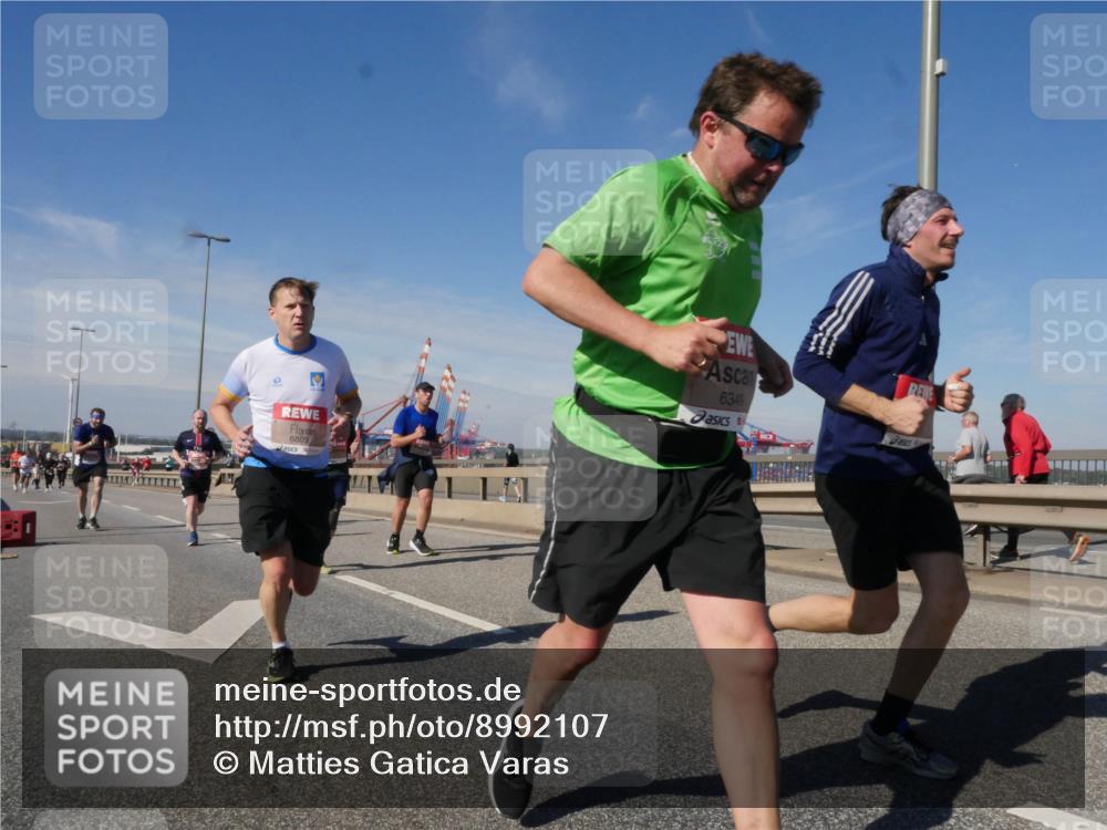 03.10.2025 - Köhlbrandbrückenlauf Matties Gatica Varas http://msf.ph/oto/8992107 03.10.2025 12:43:42 Position 2 6805, 6349 meine-sportfotos.de