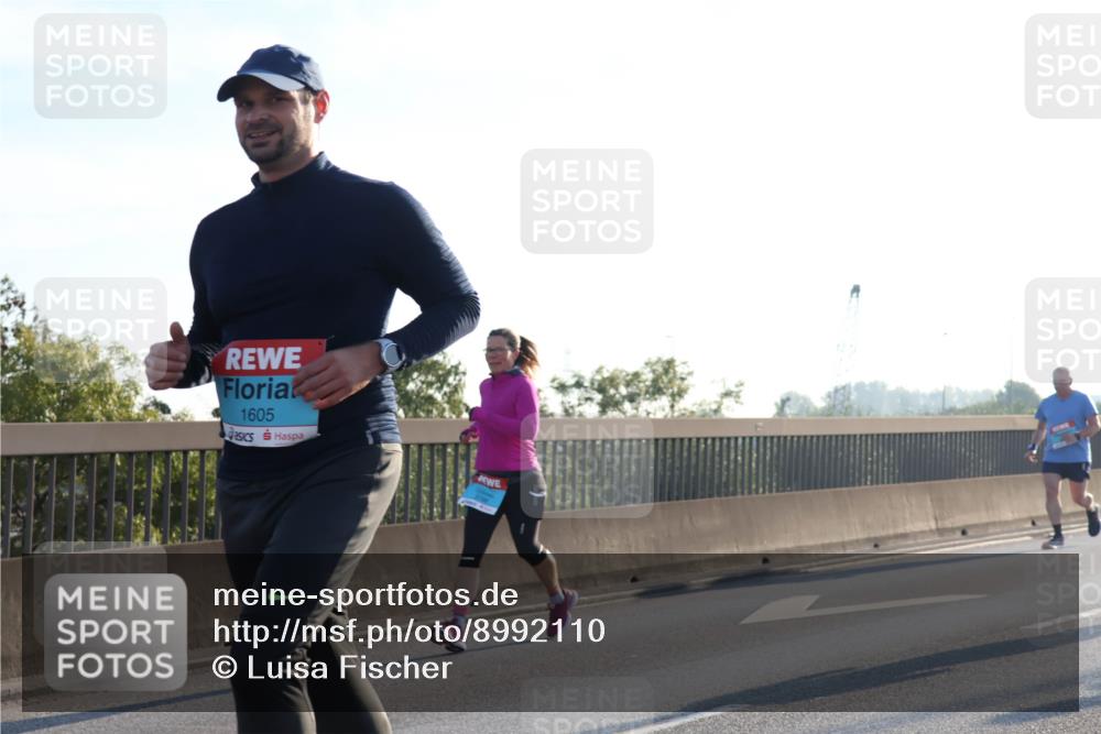 03.10.2025 - Köhlbrandbrückenlauf Luisa Fischer http://msf.ph/oto/8992110 03.10.2025 10:17:26 Position 3 1605 meine-sportfotos.de