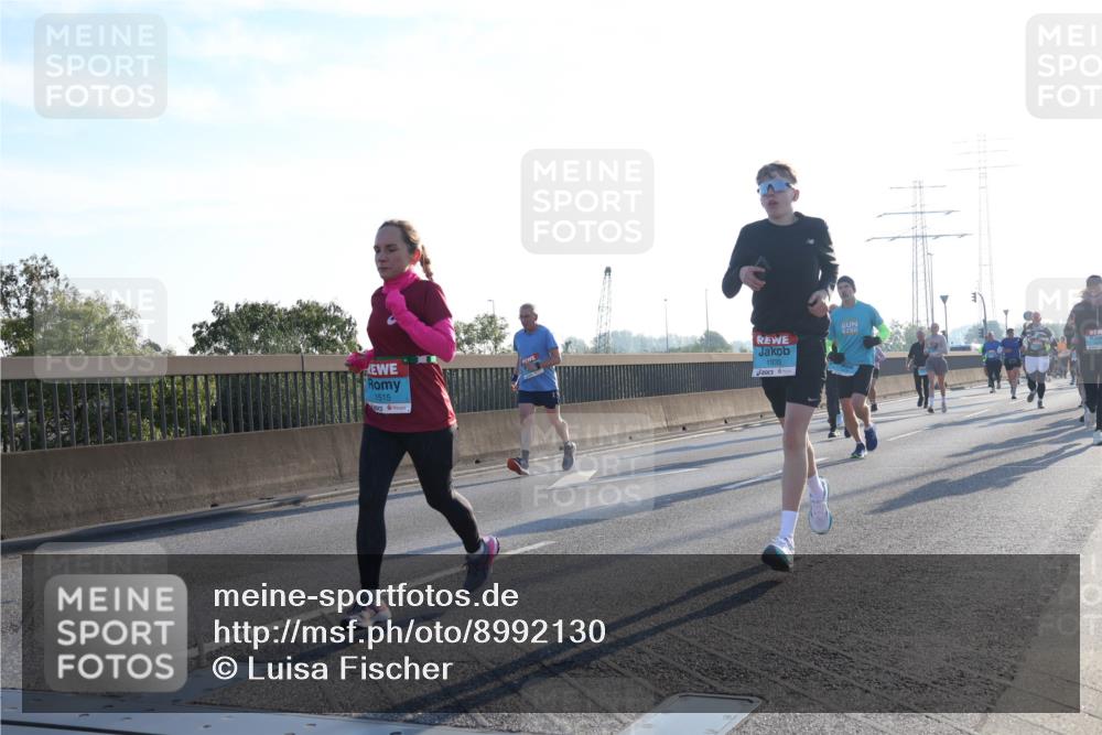 03.10.2025 - Köhlbrandbrückenlauf Luisa Fischer http://msf.ph/oto/8992130 03.10.2025 10:17:28 Position 3 1515, 1933 meine-sportfotos.de