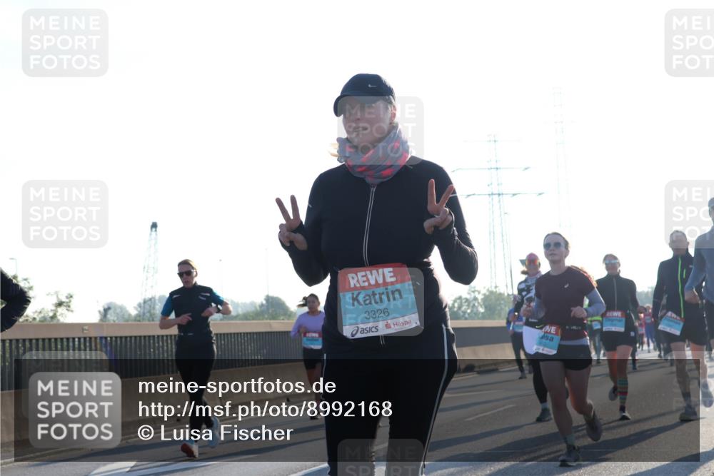 03.10.2025 - Köhlbrandbrückenlauf Luisa Fischer http://msf.ph/oto/8992168 03.10.2025 10:17:31 Position 3 3326 meine-sportfotos.de