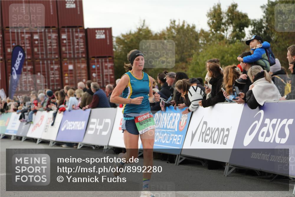 03.10.2025 - Köhlbrandbrückenlauf Yannick Fuchs http://msf.ph/oto/8992280 03.10.2025 16:03:26 Ziel 7013, 7094, 7224, 7418, 7485, 7873, 9103, 9678 meine-sportfotos.de