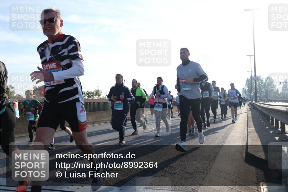 03.10.2025 - Köhlbrandbrückenlauf Luisa Fischer http://msf.ph/oto/8992364 03.10.2025 10:17:51 Position 3 1505 meine-sportfotos.de