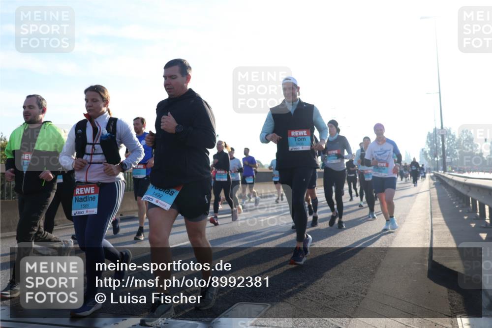 03.10.2025 - Köhlbrandbrückenlauf Luisa Fischer http://msf.ph/oto/8992381 03.10.2025 10:17:52 Position 3 1565, 1492, 3435 meine-sportfotos.de