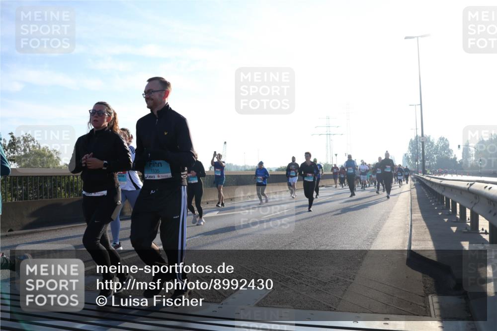 03.10.2025 - Köhlbrandbrückenlauf Luisa Fischer http://msf.ph/oto/8992430 03.10.2025 10:17:57 Position 3 1535, 00 meine-sportfotos.de