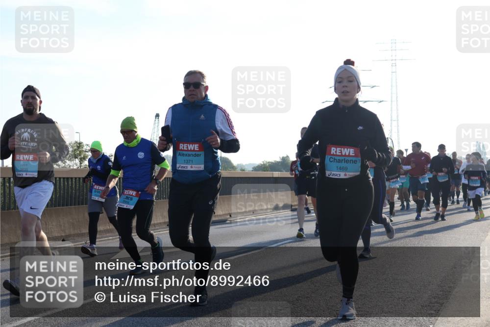 03.10.2025 - Köhlbrandbrückenlauf Luisa Fischer http://msf.ph/oto/8992466 03.10.2025 10:18:01 Position 3 3835, 2956, 1371, 1469 meine-sportfotos.de
