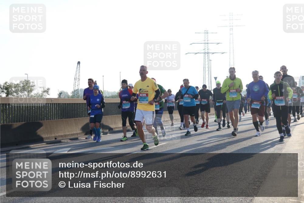 03.10.2025 - Köhlbrandbrückenlauf Luisa Fischer http://msf.ph/oto/8992631 03.10.2025 10:18:17 Position 3  meine-sportfotos.de