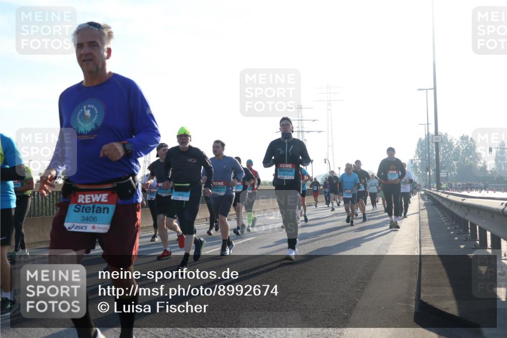 03.10.2025 - Köhlbrandbrückenlauf Luisa Fischer http://msf.ph/oto/8992674 03.10.2025 10:18:21 Position 3 3406, 3469, 1 meine-sportfotos.de