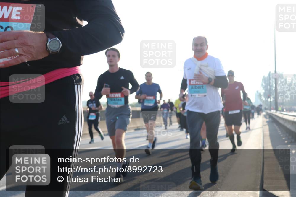 03.10.2025 - Köhlbrandbrückenlauf Luisa Fischer http://msf.ph/oto/8992723 03.10.2025 10:18:26 Position 3  meine-sportfotos.de