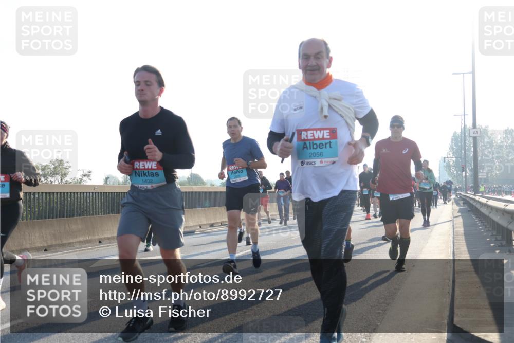 03.10.2025 - Köhlbrandbrückenlauf Luisa Fischer http://msf.ph/oto/8992727 03.10.2025 10:18:27 Position 3 1402, 2056, 1 meine-sportfotos.de