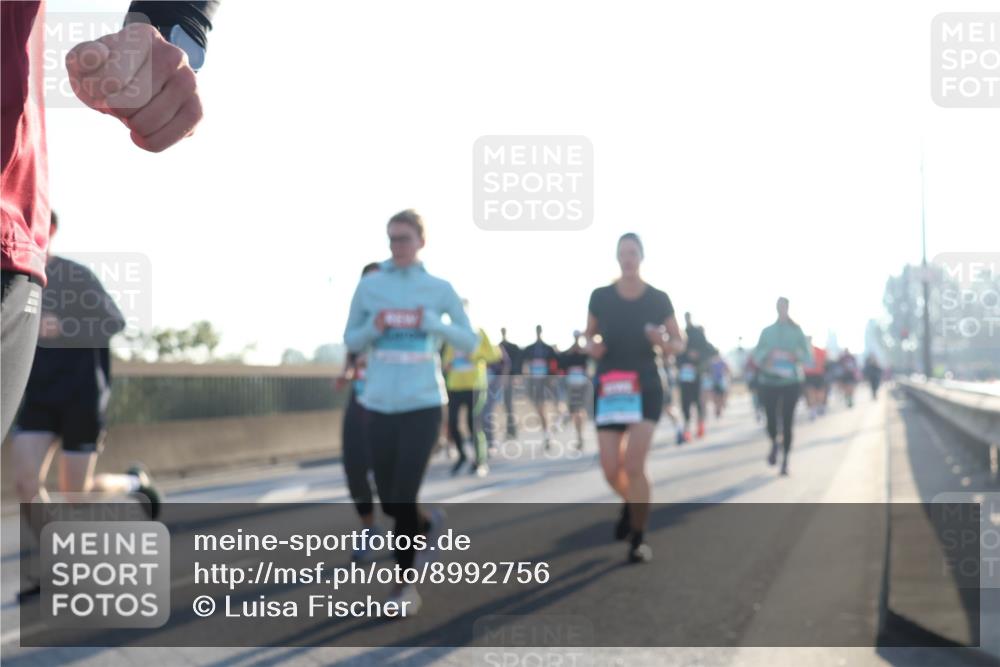 03.10.2025 - Köhlbrandbrückenlauf Luisa Fischer http://msf.ph/oto/8992756 03.10.2025 10:18:29 Position 3  meine-sportfotos.de