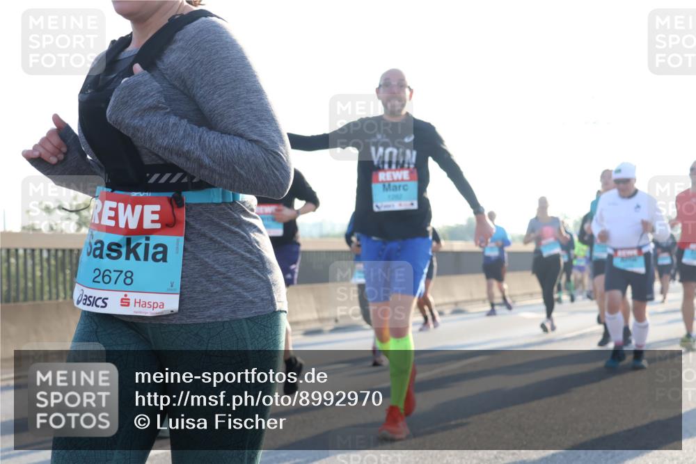 03.10.2025 - Köhlbrandbrückenlauf Luisa Fischer http://msf.ph/oto/8992970 03.10.2025 10:18:50 Position 3 2678, 1280 meine-sportfotos.de