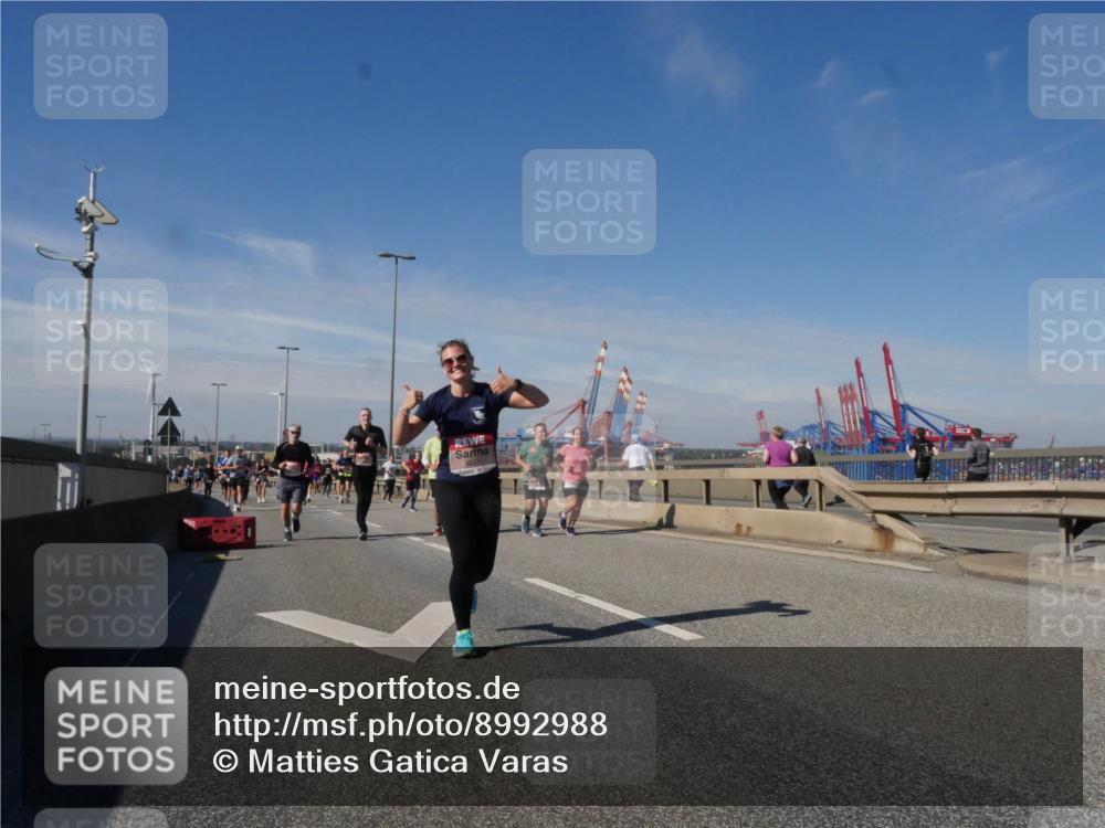 03.10.2025 - Köhlbrandbrückenlauf Matties Gatica Varas http://msf.ph/oto/8992988 03.10.2025 12:45:24 Position 2  meine-sportfotos.de