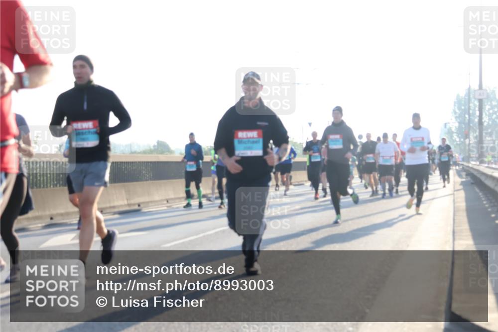 03.10.2025 - Köhlbrandbrückenlauf Luisa Fischer http://msf.ph/oto/8993003 03.10.2025 10:18:54 Position 3  meine-sportfotos.de