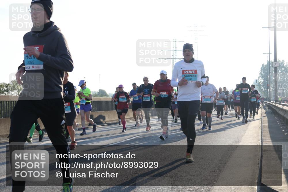 03.10.2025 - Köhlbrandbrückenlauf Luisa Fischer http://msf.ph/oto/8993029 03.10.2025 10:18:57 Position 3 2323, 1947, 1 meine-sportfotos.de
