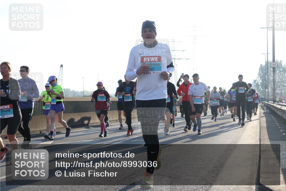 03.10.2025 - Köhlbrandbrückenlauf Luisa Fischer http://msf.ph/oto/8993036 03.10.2025 10:18:57 Position 3 1771, 947, 1 meine-sportfotos.de