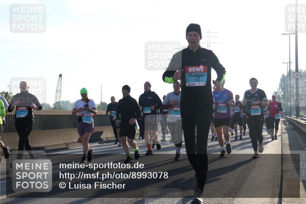 03.10.2025 - Köhlbrandbrückenlauf Luisa Fischer http://msf.ph/oto/8993078 03.10.2025 10:19:01 Position 3 1417, 1192, 1 meine-sportfotos.de