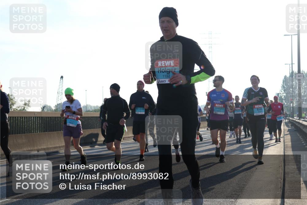 03.10.2025 - Köhlbrandbrückenlauf Luisa Fischer http://msf.ph/oto/8993082 03.10.2025 10:19:02 Position 3 1192, 1 meine-sportfotos.de