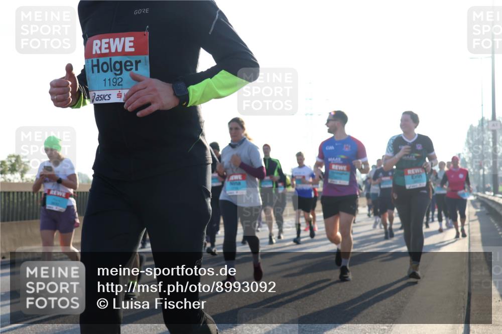 03.10.2025 - Köhlbrandbrückenlauf Luisa Fischer http://msf.ph/oto/8993092 03.10.2025 10:19:02 Position 3 1192 meine-sportfotos.de