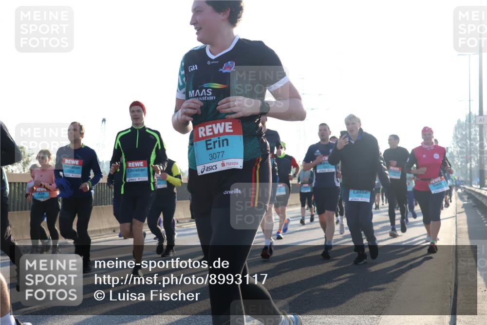 03.10.2025 - Köhlbrandbrückenlauf Luisa Fischer http://msf.ph/oto/8993117 03.10.2025 10:19:05 Position 3 1558, 1201, 4, 3077, 1372 meine-sportfotos.de