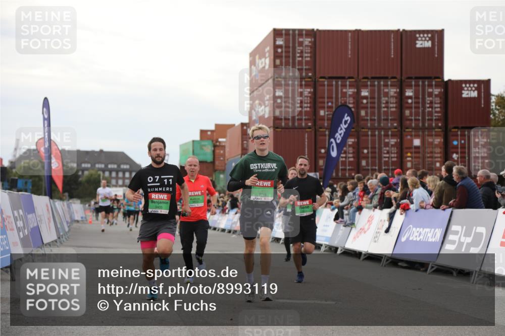 03.10.2025 - Köhlbrandbrückenlauf Yannick Fuchs http://msf.ph/oto/8993119 03.10.2025 16:03:53 Ziel 7257, 7811, 7862, 9405, 9473, 9672, 9730, 9744, 9746 meine-sportfotos.de